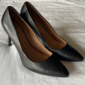 Calvin Klein Kamara Black Leather Pumps